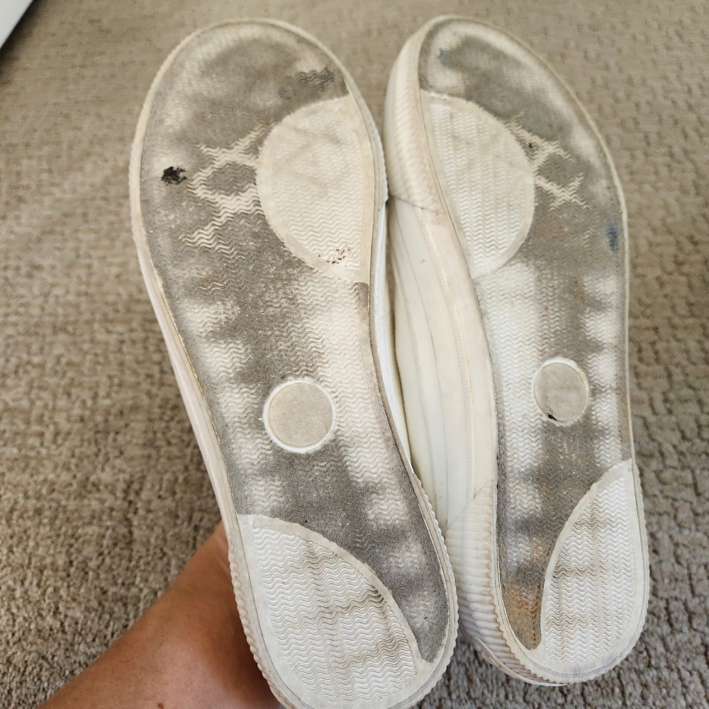 Rocket Dog Women's White Sneakers - Picture 2 of 7